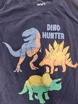 Camiseta Carter's Niño Dino Hunter Manga Larga Azul Marino Gráfico Dino 100% Algodón  Foto 1 de 4