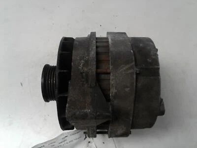 Alternador usado compatible con: 1999 GMC Suburban 2500 124 amperios grado A Foto 1 de 4