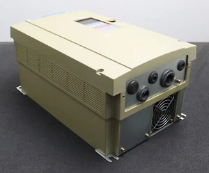 TELEMECANIQUE SQUARE D Frequenzumrichter ATV18D23N4 Input: 380/460V 50-60Hz - Picture 1 of 8