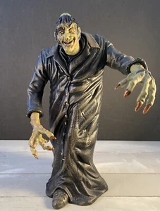 DR JEKYL MR HYDE MEZCO TOYZ LLC SILENT SCREAMERS 2001 - Picture 1 of 5