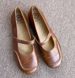 Rockport womens comfort shoes brown leather mary jane flats gum sole 6.5  - Picture 1 of 8