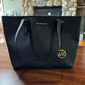 Michael Kors Purse Black Jet Set Travel Tote Saffiano Leather Shoulder Bag - Picture 1 of 15