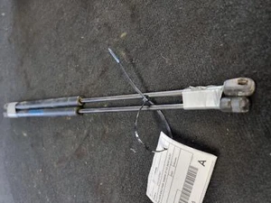 HOLDEN COMMODORE HATCH STRUT TAILGATE STRUT (PAIR), WAGON, VT-VZ, 09/97-09/07 97 - Picture 1 of 5