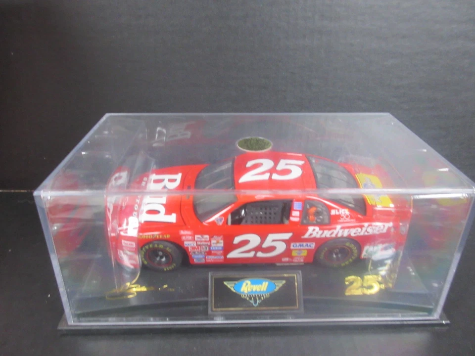 Revell Budweiser 1998 # 25 John Andretti -- escala 1:24 -- Stock #1526 Foto 1 de 2