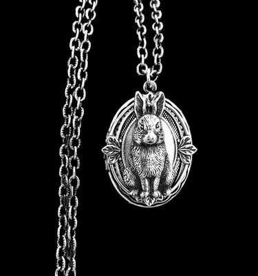 Collar Medallón Oculto Vintage Conejo Antiguo Plata Pastillero Alijo Colgante Foto 1 de 4