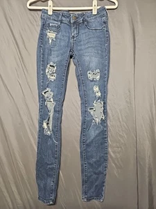 Bullhead schwarze Skinniest Damenjeans Größe 1 – helle Waschung distressed niedriger Bund - Bild 1 von 6