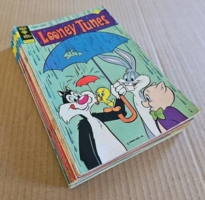 Looney Tunes Lot of 15 Gold Key Comics Bronze Age - Picture 1 of 9