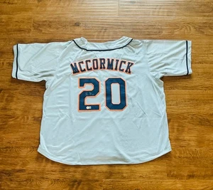 Camiseta Beckett BAS estilo profesional firmada autografiada por Chas McCormick de los Astros de Houston - Imagen 1 de 3