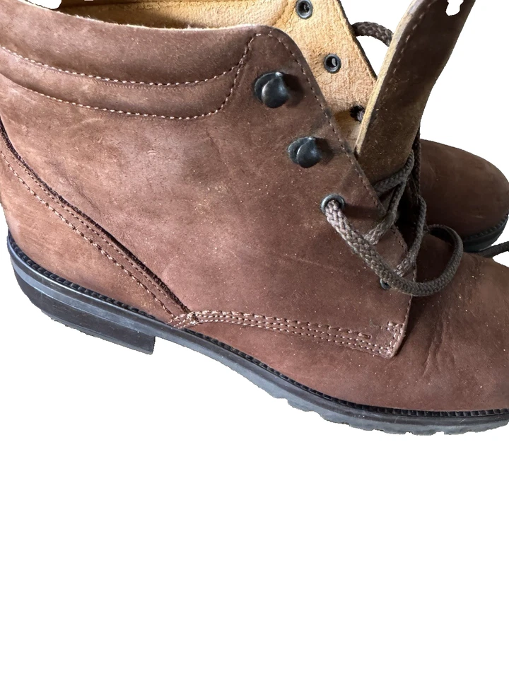 Botas femininas St. John's Bay Durham conhaque espuma com memória resistente à água tamanho 9M - Imagem 1 de 4