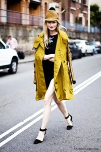 Nuevo con etiquetas Hermoso Diseñador BURBERRY Damas Paja Pom Gorra Sombrero Talla S ITALIA - Imagen 1 de 4