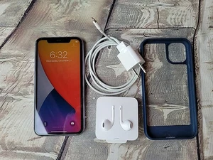 Teléfono Apple iPhone 11 - 64 GB - Gris espacial (T-Mobile) + Auriculares - Imagen 1 de 11