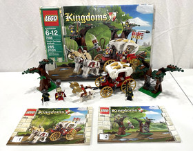 LEGO 7188 King's Carriage Ambush 100% Complete w/Manuals & Box w/Extra Items