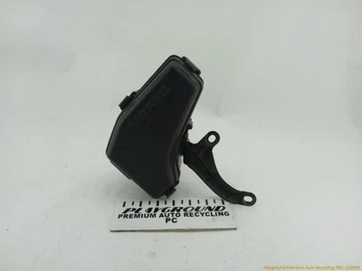 Volvo C70 CONVERTIBLE Engine Fuse Relay Box 2.3L 5 Cylinder Fits 1998-2004 98 99 - Image 1 of 4