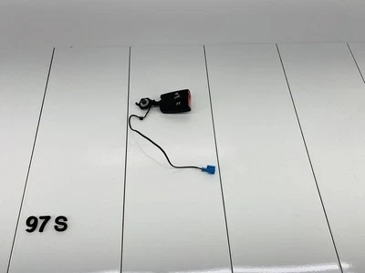 08-13 SMART FORTWO FRONT RIGHT PASSENGER SIDE SEAT BELT LATCH BUCKLE OEM - Image 1 of 4