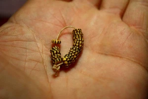 Small strand of yellow and black stripe Aja beads, mid 1800 Venetian beads from - Picture 1 of 8