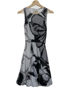 FUZZI Italy elegantes grau & schwarzes geblümtes Minikleid Gr. S - Bild 1 von 7
