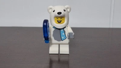 🐻 LEGO Polar Bear Costume Guy Minifigure with Blue Popsicle! (City 2025) - Image 1 of 4