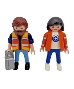 Playmobil Notarzt Ärztin Rettungssanitäterin Rettung zu Krankenhaus Krankenwagen - Bild 1 von 6