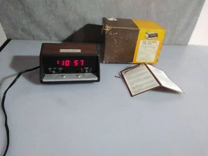 Solid State Digital Alarm Clock model 47196 With Box 1979 - Picture 1 of 12