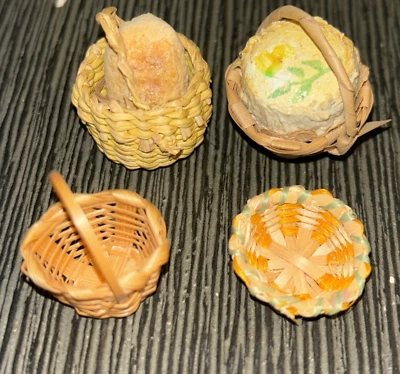 Vintage Lumbdy Dollhouse Miniature Bread Baskets and Empty Baskets Lot 1970's - Image 1 of 4