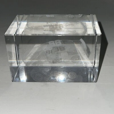 Peso de papel de vidrio grabado láser Nascar Dale Jarrett #88 usado en excelente estado e41 Foto 1 de 4