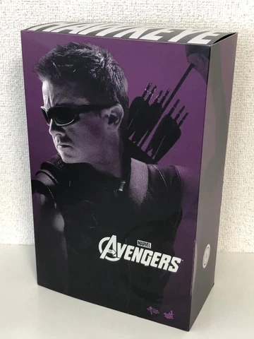 Hot Toys Hawkeye Jeremy Renner The Avengers Action Figure MMS172 Cover