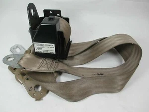 Dodge Dakota 98 Seat Belt Retractor Assembly Front Right OEM 5FZ48RK5AA M351971 - Picture 1 of 11