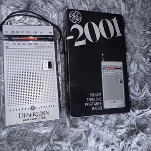 General Electric AM FM Radio Portatile 7-2001A Argento Nero Portatile GE Hong Kong - Foto 1 di 5