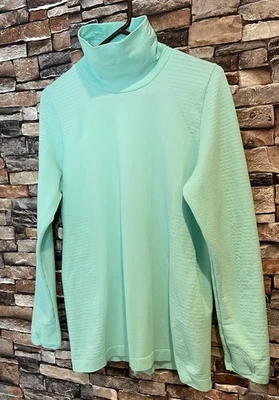 "New" Athleta Plus 1X Green Flurry Blizzard Rib Turtleneck Seamless Top 20.5"x27 - Image 1 of 4