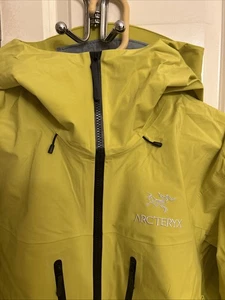 Arcteryx Alpha SV Lampyre Yellow Green Ski Rain Waterproof Coat Size Extra Large - Picture 1 of 7