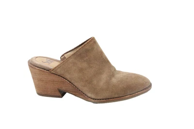 Tamancos femininos Sofft de camurça tamanho 8 sapatos ocidentais slip on mula bronzeado salto bloco acolchoado - Imagem 1 de 4