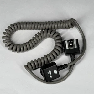 Nikon SC-17 Remote Sync Cord Off Camera Flash Mounting Speedlight - Picture 1 of 2