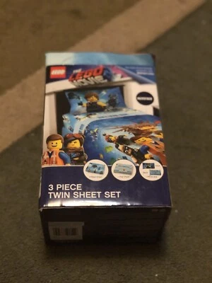 LEGO Move 2 Twin 3 Pc Sheet Set 1 Flat 1 Fitted Sheet 1 Reversible Pillowcase - Image 1 of 3