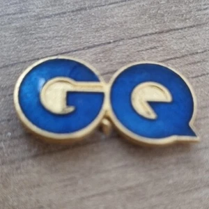 GQ Gentlemen's Quarterly Lapel Pin Badge 1990s - Picture 1 of 3