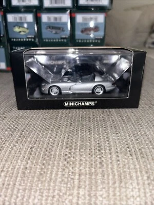 Minichamps 430 144034 1:43 Dodge Viper Cabrio 1993 - Coche 1 de 744 solo NUEVO Foto 1 de 4