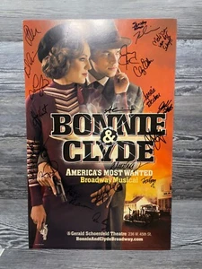 BONNIE & CLYDE, CARTONCINO FINESTRA BROADWAY FIRMATO CAST. JEREMEY JORDAN, LAURA OSNES - Foto 1 di 9