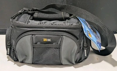 Case Logic TBC-5 Medium Compact Camcorder Case NWT - Image 1 of 4