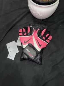 Nike Goalkeeper Gloves Size 10 - Picture 1 of 2