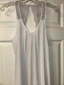 Vintage Apt 9 Intimates Size Medium White Nightgown Nightie - Picture 1 of 5