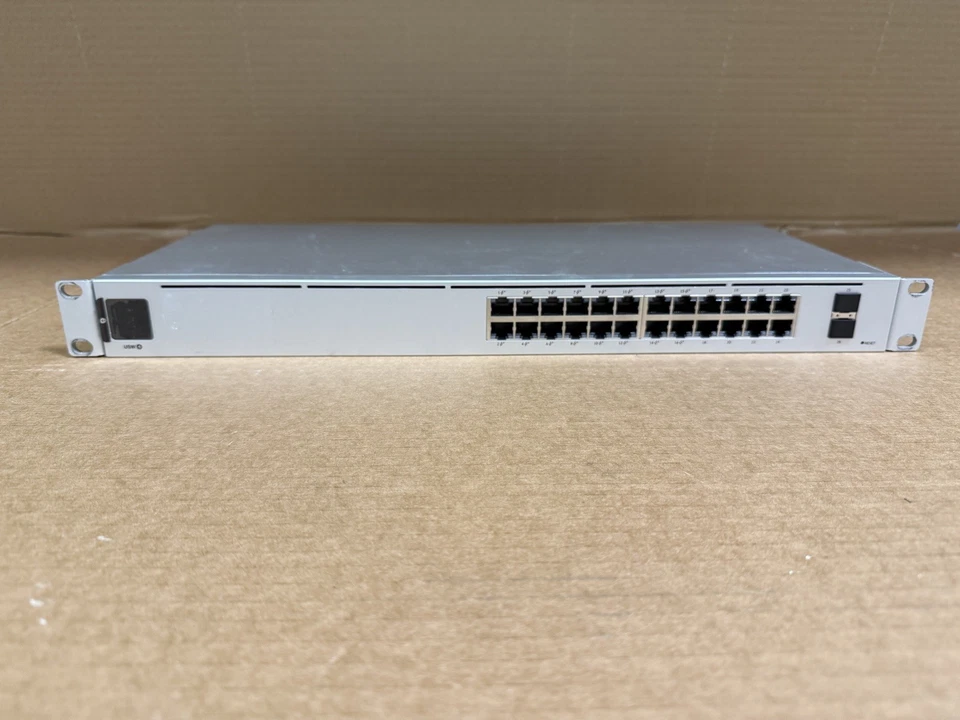 Ubiquiti UniFi USW-24-PoE Gen 2 – 24-Port Managed PoE+ Gigabit Switch SFP+ - Image 1 of 4