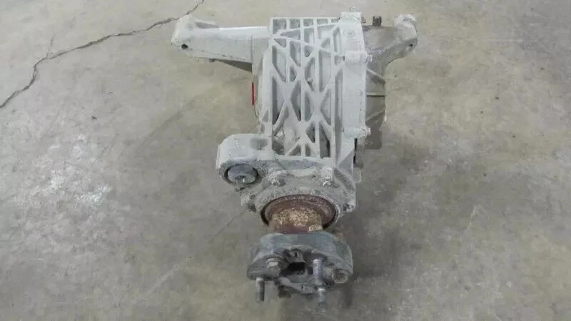 2005-2011 Cadillac STS Rear Differential Carrier 3.23 Ratio W/O Limited Slip OEM - Image 1 of 1