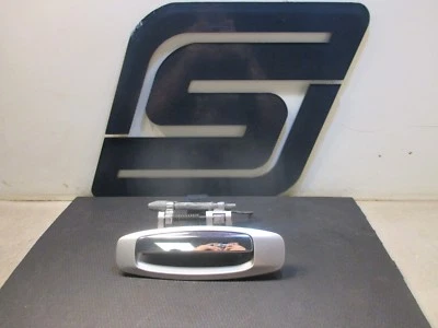 2005 Infiniti G35X 4DR VQ35DE Left Driver Rear Outer Door Handle (Silver-KYO - Imagem 1 de 4