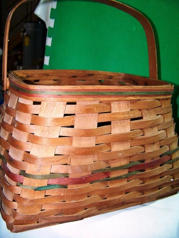 Large 14"  x 9" Tapered Vintage 1989 "19th Century" Handmade Basket 32yr old Cover