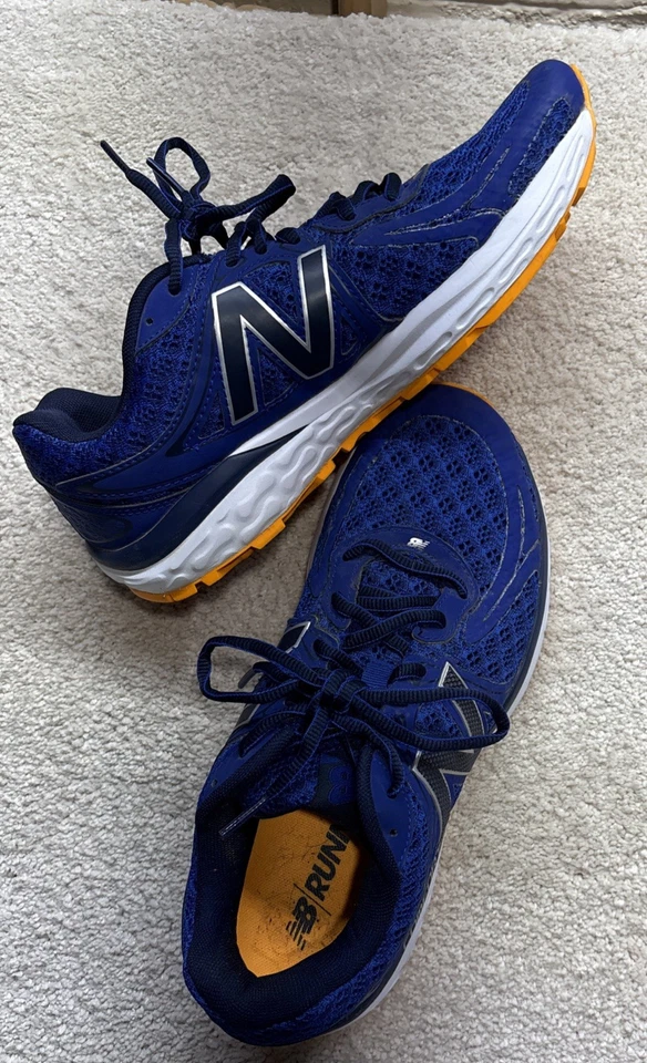 New Balance 720 V3 跑步鞋 蓝色 Comfortride 男式 7 码 — 第 1/4 张图片