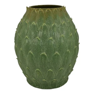 Jonathan White Odd Inq Studio Art Pottery Matte Green Artichoke Ceramic Vase - Picture 1 of 6