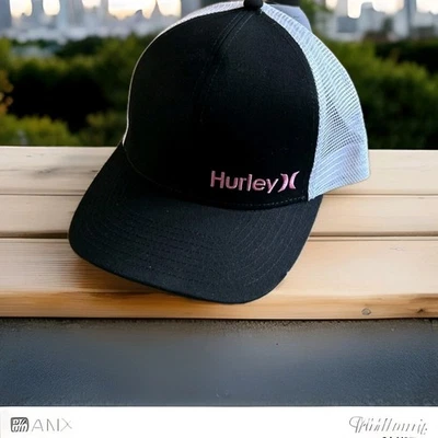 NUEVO CON ETIQUETAS HURLEY Logo Negro y Rosa CORP GRAPA CAMIONERO SNAPBACK  Foto 1 de 3