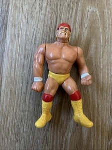 Figura de lucha libre Hasbro Hulk Hogan WWF WWE 1990 - Imagen 1 de 2