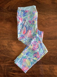 Lilly Pulitzer PEQUEÑOS LEGGINGS Mermaids Cove THEA WEEKENDER Crop 21” Paneles de Malla - Imagen 1 de 7