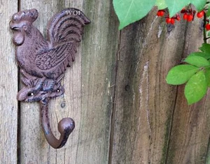Rustic Country Rooster Chicken Shabby Wall Hanging Utility Hook Bird Hanger Rust - Picture 1 of 3