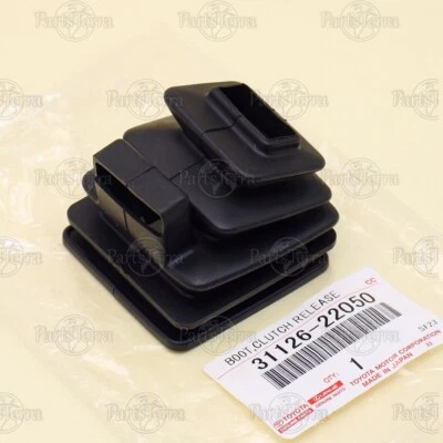 🌎 New OEM  Genuine TOYOTA LEXUS Clutch Release Fork Boot, Rubber 31126-22050 🌎 - Image 1 of 4